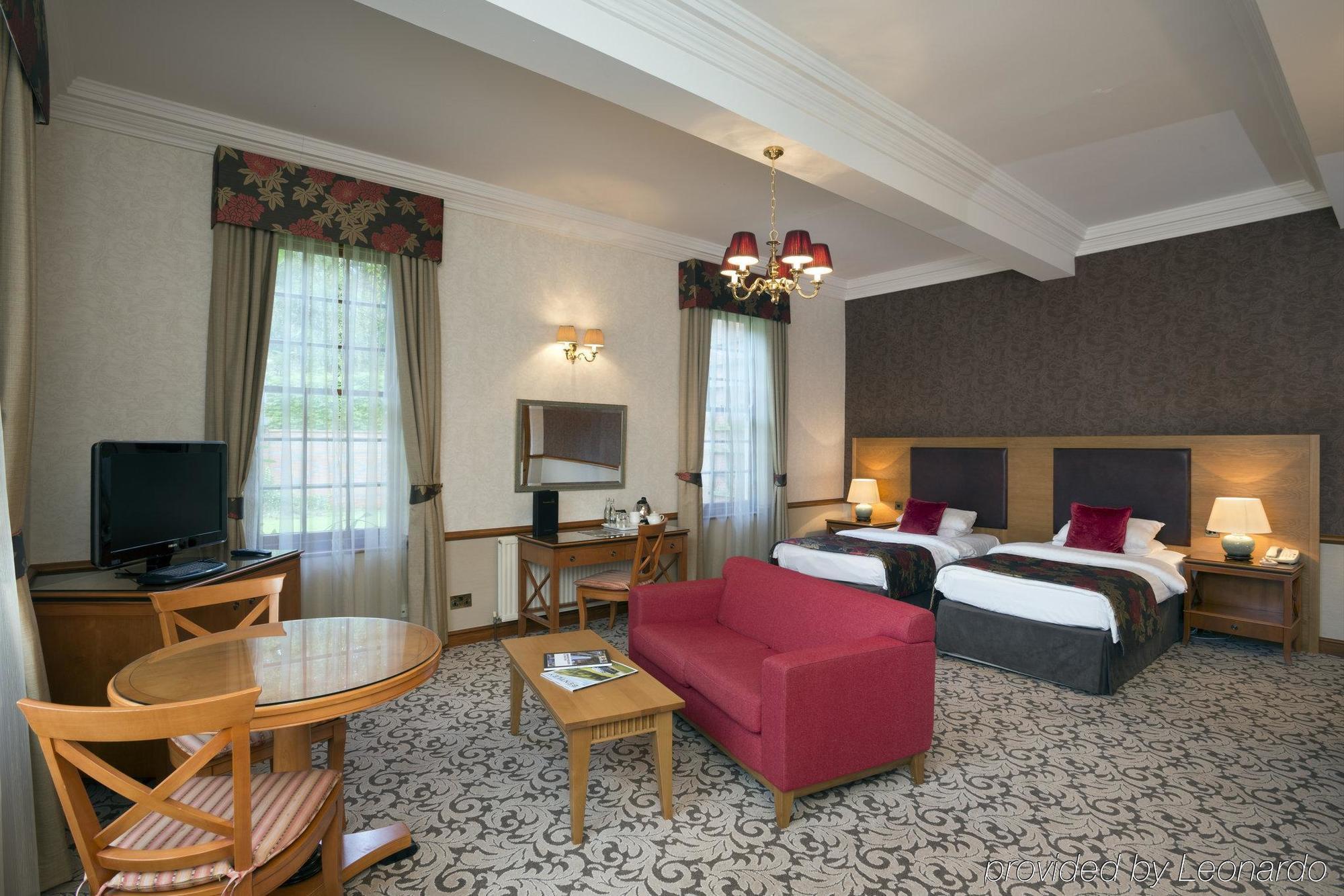 Nunsmere Hall Hotel 오크미어 외부 사진